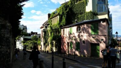 Sacré-Coeur and Montmartre Tour with Expert Guide