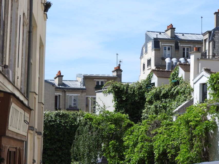 Paris: Sacré-Coeur and Montmartre Tour with Expert Guide - Is $28 a good value?