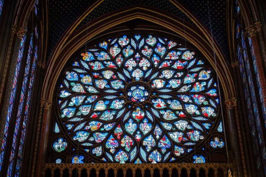 Paris: Sainte-Chapelle, Conciergerie, Notre Dame Guided Tour - Conciergerie: from royal palace to prison