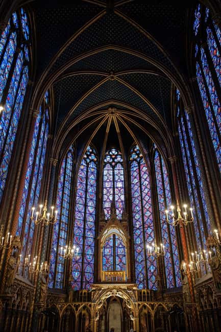 Paris: Sainte-Chapelle, Conciergerie, Notre Dame Guided Tour - The guides make or break the experience