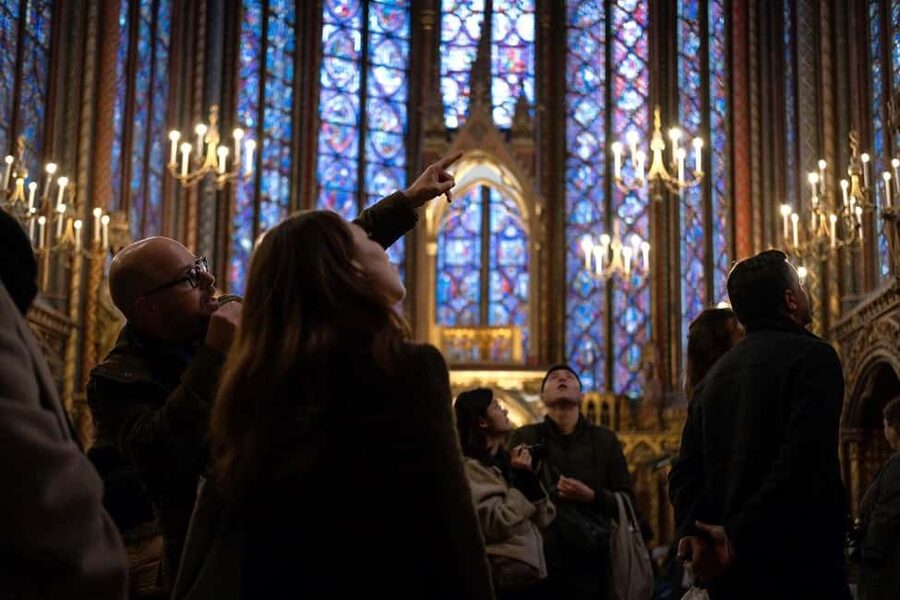 Paris: Sainte-Chapelle, Conciergerie, Notre Dame Guided Tour - Timing, meeting point, and security