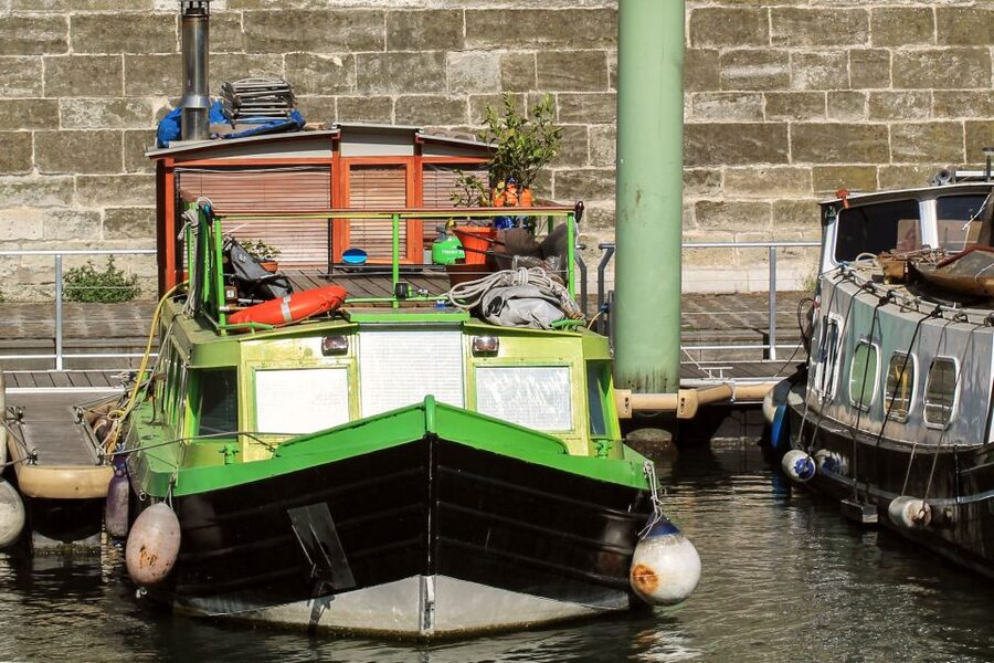 Paris: Seine River and Canal Saint-Martin Cruise - Old stories along the canal