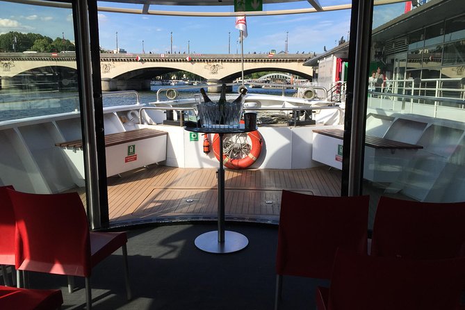 Paris Seine River Champagne Tasting Cruise - Meeting the boat beneath the Eiffel Tower