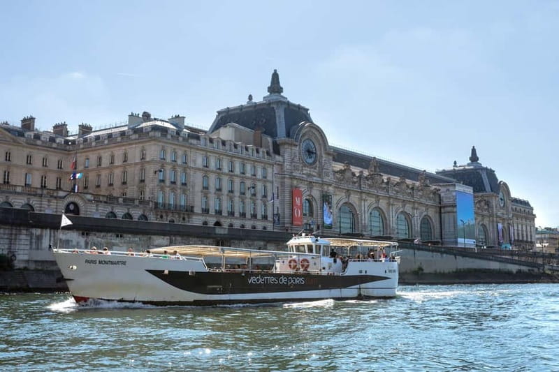 Paris: Seine River Cruise with a Live Guide - Key points to know before boarding