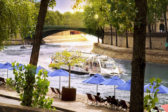 Paris Seine River Hop-On Hop-Off Sightseeing Cruise by Batobus - Montebello and Notre Dame