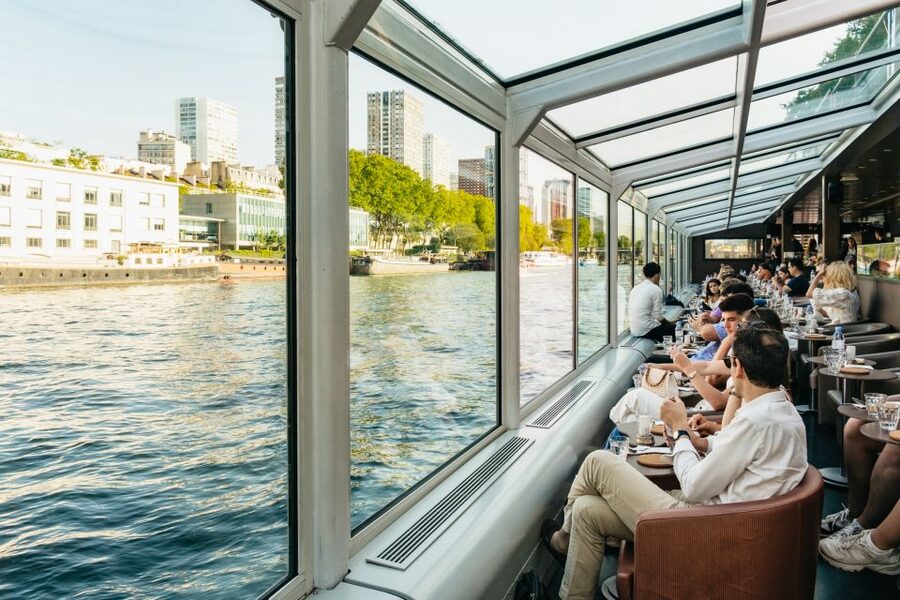 Paris: Seine River Panoramic Views Dinner Cruise - Musée dOrsay and the central Seine