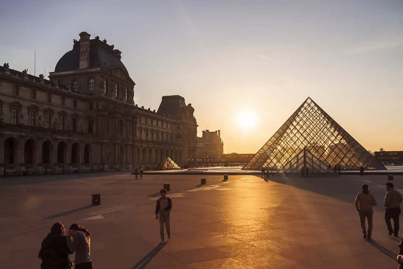 Paris: Skip-the-Line Louvre Highlights Tour with Mona Lisa - Why a focused Louvre tour makes sense