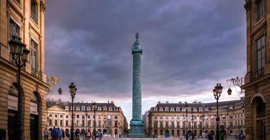 Paris: The Da Vinci Code Walking Tour with a Local Guide - Beginning at the Ritz Hotel and the film’s final chapter