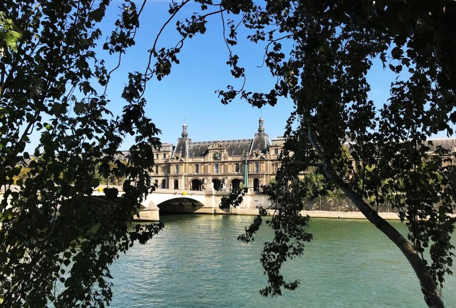 Paris: The Da Vinci Code Walking Tour with a Local Guide - Sorting real Paris from Dan Brown’s fiction