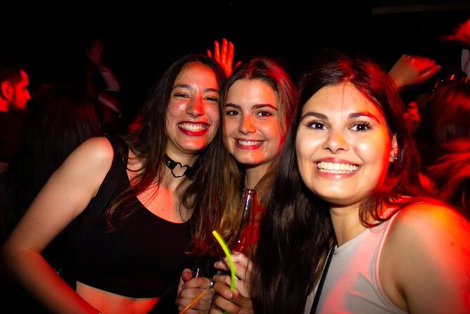 Paris: The Original Pub Crawl + Free Shots + VIP Club Entry - A 9 pm start for Paris after dark