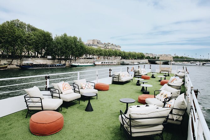 Paris Theo Boat Seine River Italian Trattoria Style Dinner Cruise - Timing the Eiffel Tower sparkle