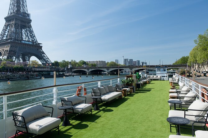 Paris Theo Boat Seine River Italian Trattoria Style Dinner Cruise - The service and the overall mood