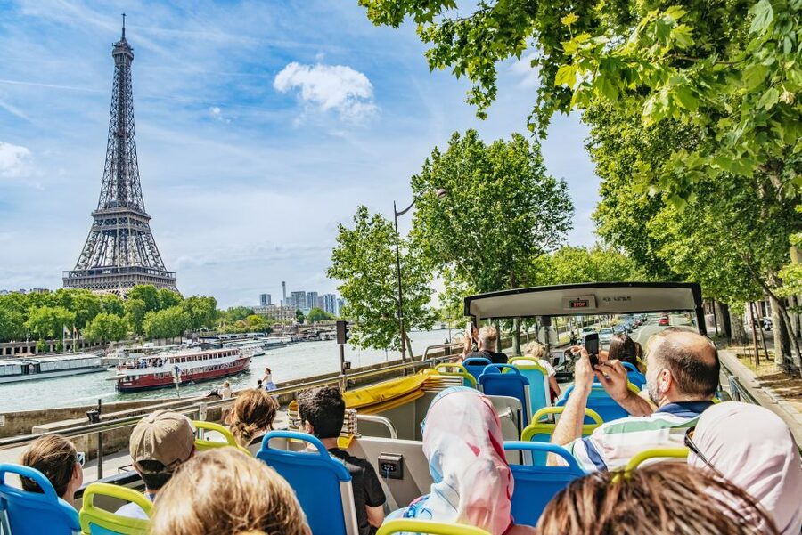 Paris: Tootbus Hop-on Hop-off with optional river cruise - Who should book Tootbus?