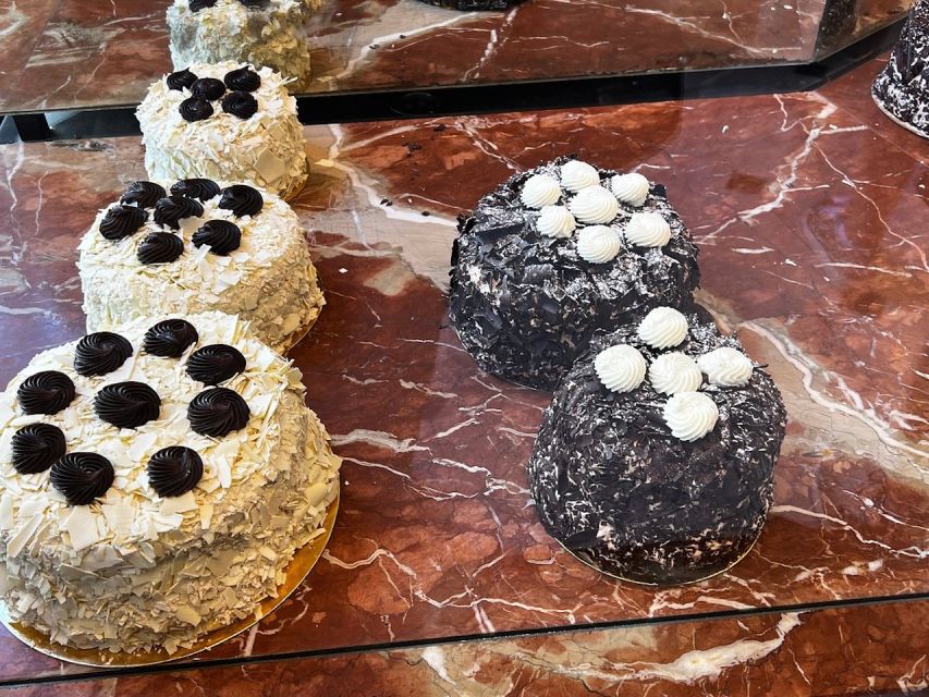 Paris: Walking Food Tour with Cheese, Wine and Delicacies - Walking, weather, and the pace of the afternoon