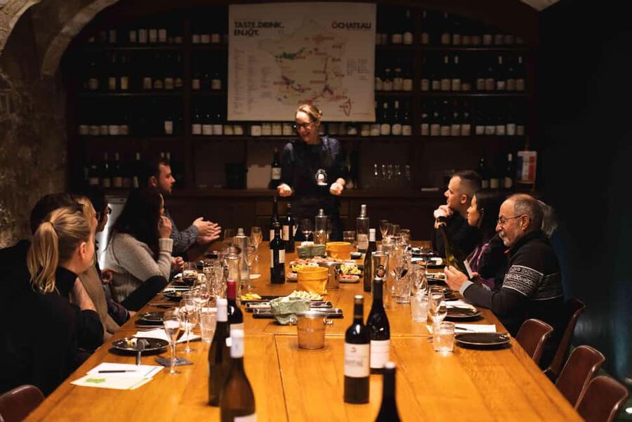 Paris: Wine and Cheese Lunch - Key points at a glance