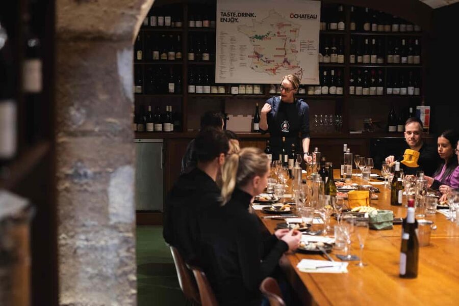Paris: Wine and Cheese Lunch - Why this lunch works better than a random wine bar