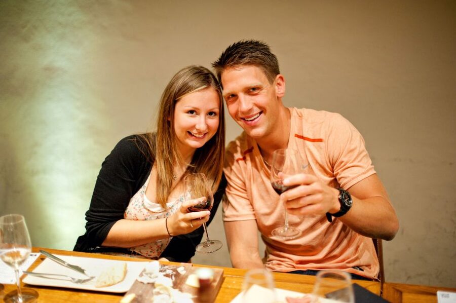 Paris: Wine and Cheese Lunch - Who should book this tasting?