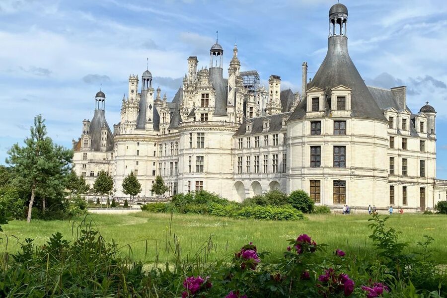 Private Chenonceau Chambord Amboise Loire Castles from Paris - Lunch and royal Amboise
