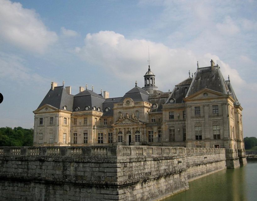 Private tour: Chateaux de Vaux le Vicomte & Fontainebleau - Why these two chateaux work well together