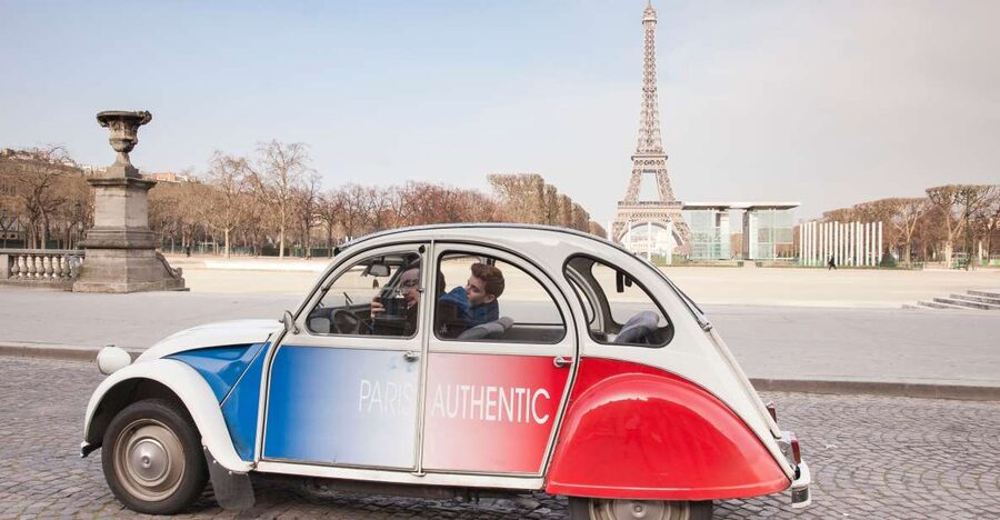 Romantic Paris Vintage Citroën 2CV Tour - Why a 2CV makes Paris sightseeing different