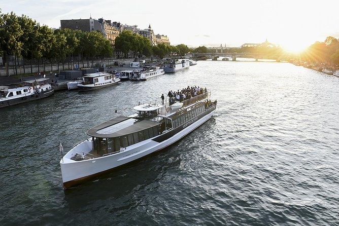 Seine River Guided Cruise by Vedettes de Paris - Boarding near the Eiffel Tower
