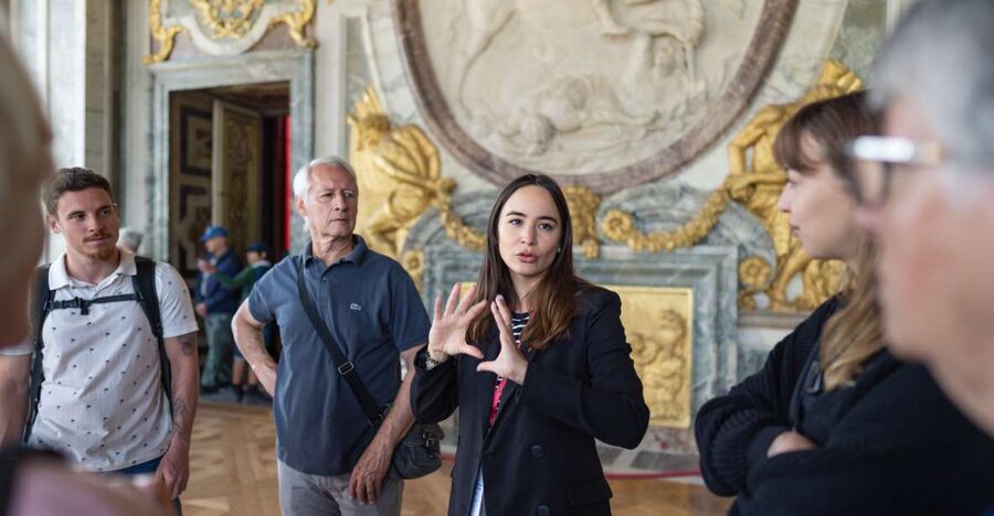 Skip-the-Line Versailles Palace Tour by Train from Paris - Reserved entry helps, but it cannot empty the palace