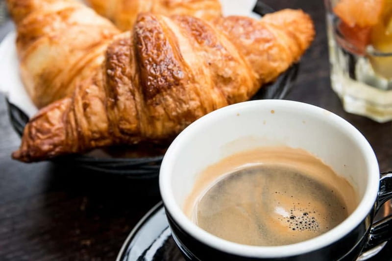 The Paris Pass®: 40+ Attractions Including Eiffel Tower - Food and drink stops that make the pass more fun