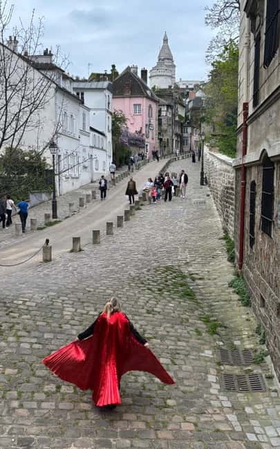 The voice of Montmartre is a must-see in Paris - Timing, language, and practical planning