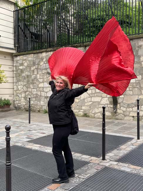 The voice of Montmartre is a must-see in Paris - Why Montmartre Enchanté feels different
