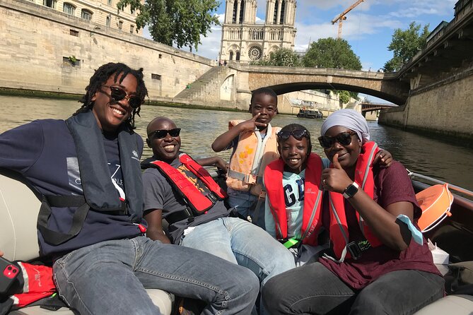 Top Private Cruises in Paris with French Champagne and surprises - Champagne, tea, music, and the small surprises