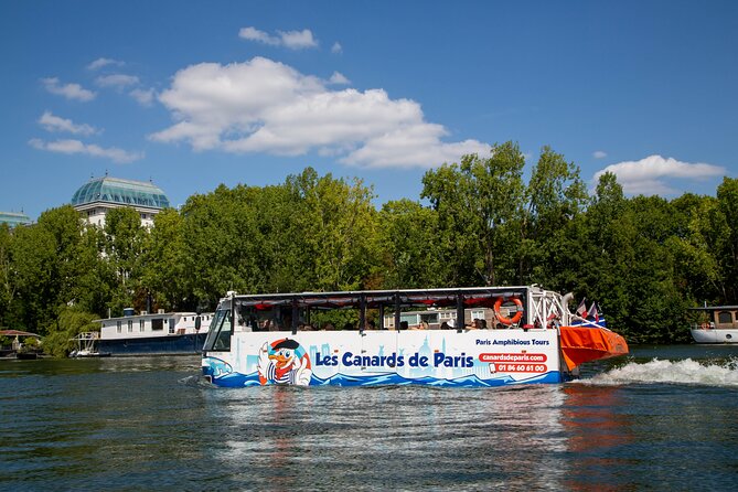 Tours of Paris and the Hauts-de-Seine in an Amphibious Bus - Learning how Marcel le Canard reaches the water