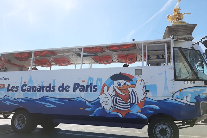 Tours of Paris and the Hauts-de-Seine in an Amphibious Bus - The return through Issy-les-Moulineaux