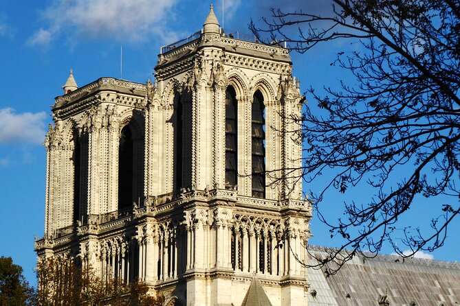Treasure Hunt in Paris – From the Panthéon to the Louvre - What comes with the $36.05 price