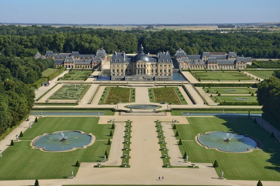 Vaux le Vicomte Chateau Entry Ticket and Chateaubus Transfer - Key points to know before you go