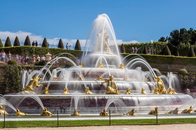 Versailles Full Tour: Palace, Gardens & Marie-Antoinette’s Estate - Petit Trianon and Queen’s Hamlet