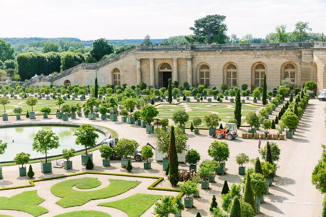 Versailles Half Day eBike - First, clear up the Versailles and Montmartre mix-up