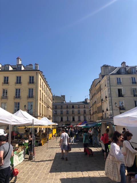 Versailles: Local & small-group Farmers' Market Food Tour - The 300-year-old market and seasonal fruit