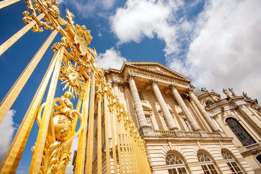 Versailles: Palace and Garden Bike Tour with Tickets - Starting in Versailles with a local market stop