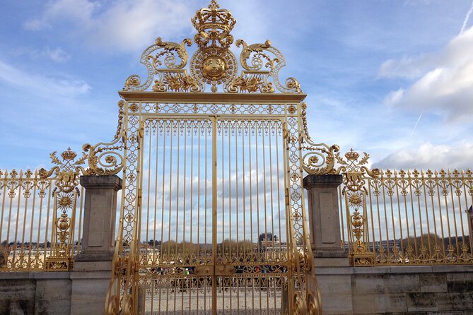 Versailles Palace & Gardens Guided Tour - The gardens in a focused 45 minutes