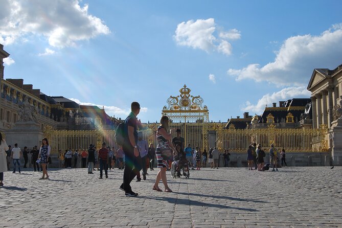 Versailles Palace Guided Tour with Gardens Access - Meeting near the Louis XIV statue