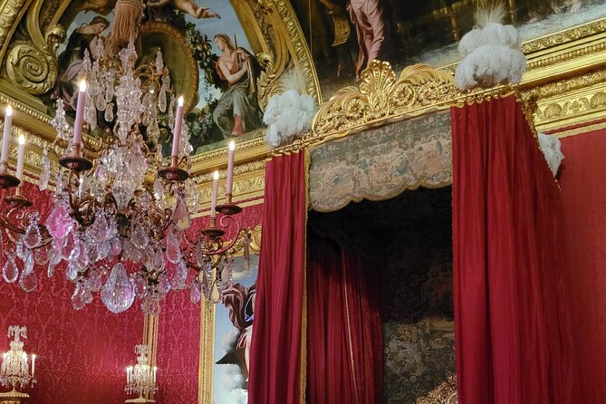 Versailles Palace Guided Tour with Gardens Access - Price, time, and overall value