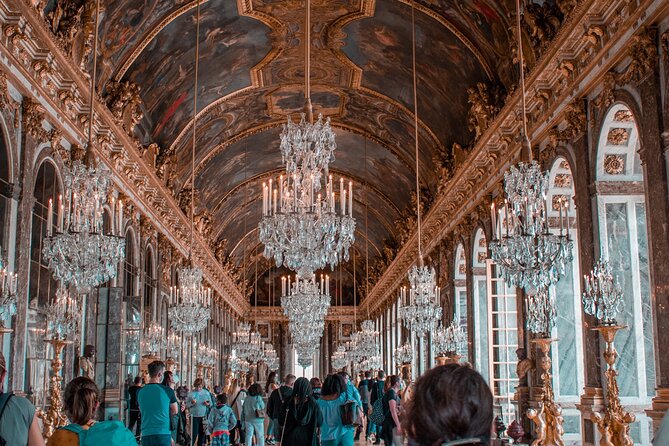 Versailles Palace Guided Tour with Reserved Entry - What the $84.65 price really buys you