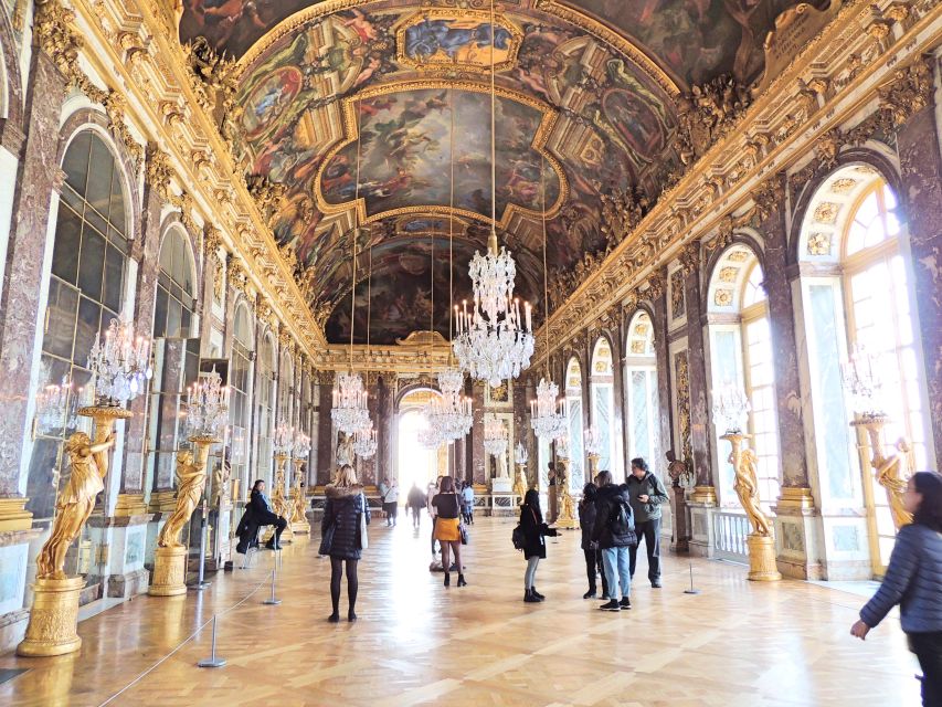 Versailles: Skip-the-Line Guided Palace Tour and Full Access - Practical limits, bags, children, and mobility