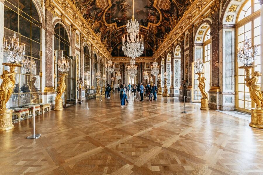 Versailles: Skip-the-Line Tour of Palace with Gardens Access - Who should book this Versailles tour?