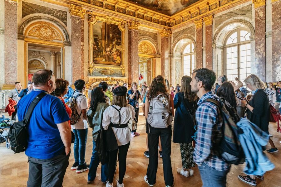 Versailles: Skip-the-Line Tour of Palace with Gardens Access - The State Apartments and the King’s Bedroom