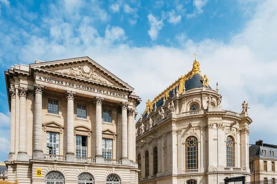 Versailles: Skip-the-Line Tour of Palace with Gardens Access - Walking the formal gardens after the tour