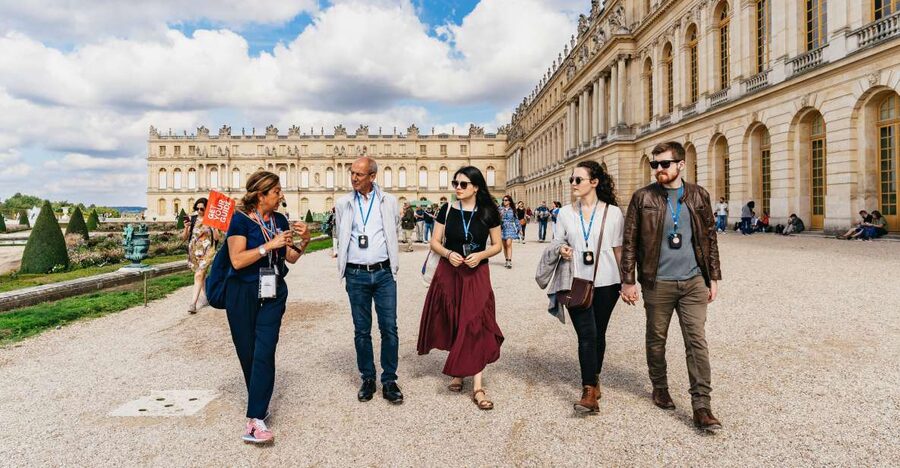 Versailles: Skip-the-Line Tour of Palace with Gardens Access - Adding Trianon and Marie Antoinette’s estate