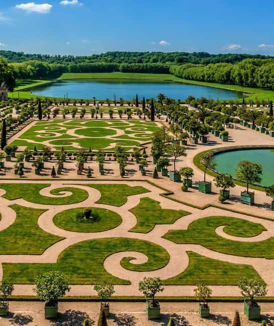 Versailles: Skip-the-Line Versailles Palace and Gardens Tour - Key points to know before you book