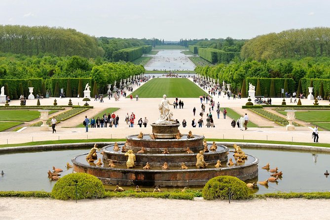 Versailles Timed Entrance Ticket and Giverny Small Group Day Trip from Paris - Monet’s house and the village cemetery