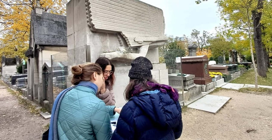 Who Killed Victor ? Escape Game at Père Lachaise Cemetery - Who will enjoy this Père Lachaise experience most?